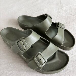 Men’s Birkenstocks - The Arizona lightweight plastic in “khaki”